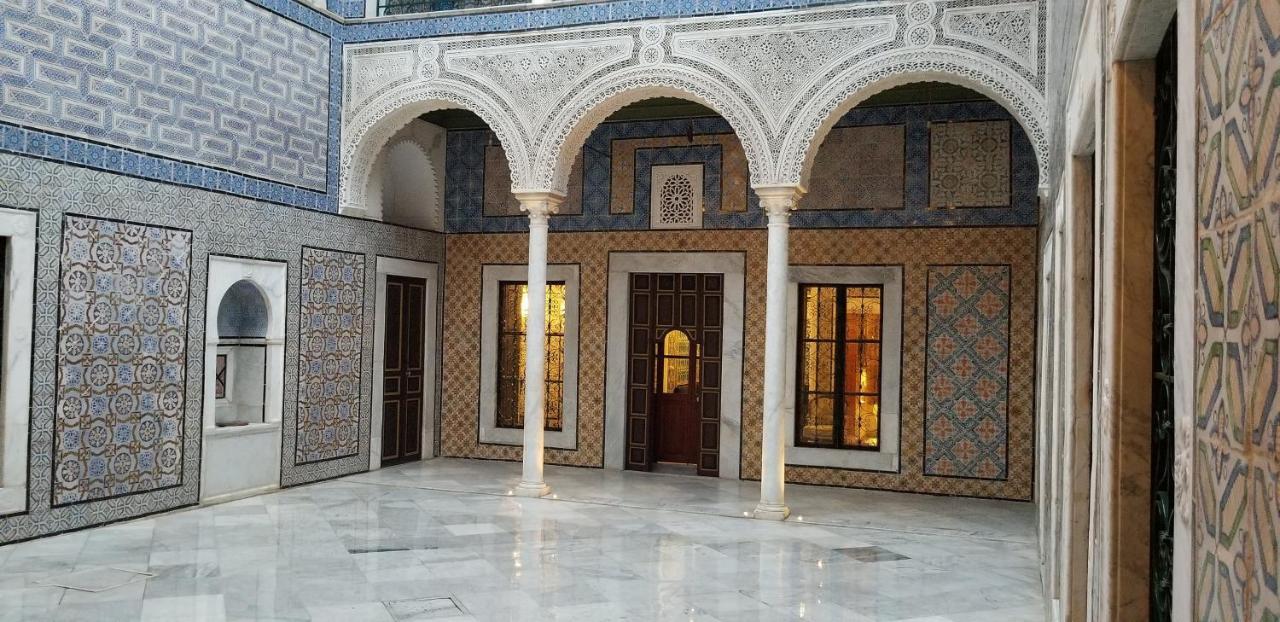 Palais Bayram Hotel Túnez Exterior foto
